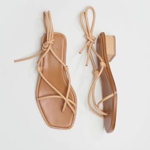 LoQ Ara sandals in Dune